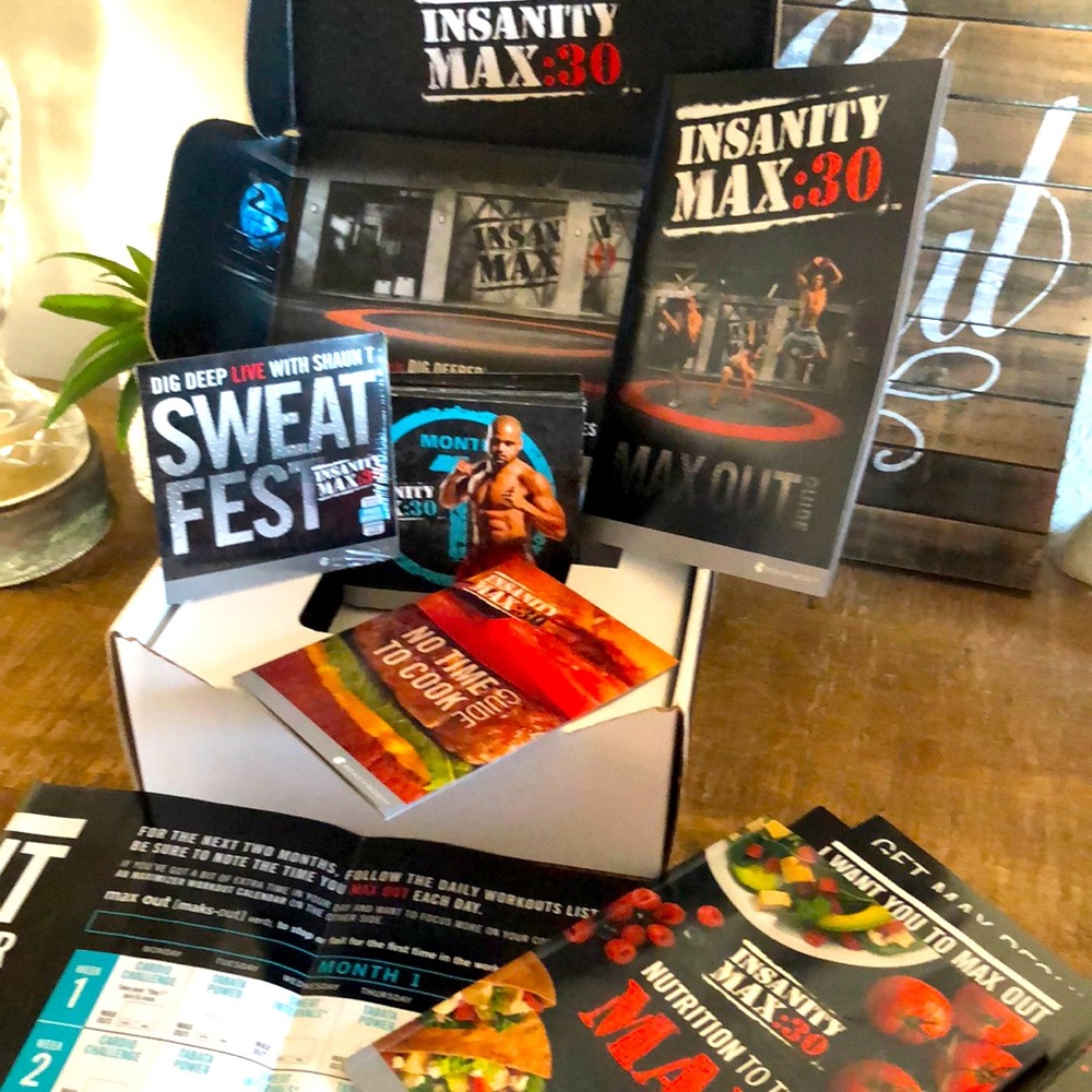 INSANITY MAX:30 COMPLETE SET IN ORIGINAL BOX + unopened BONUS DVD by Beachbody